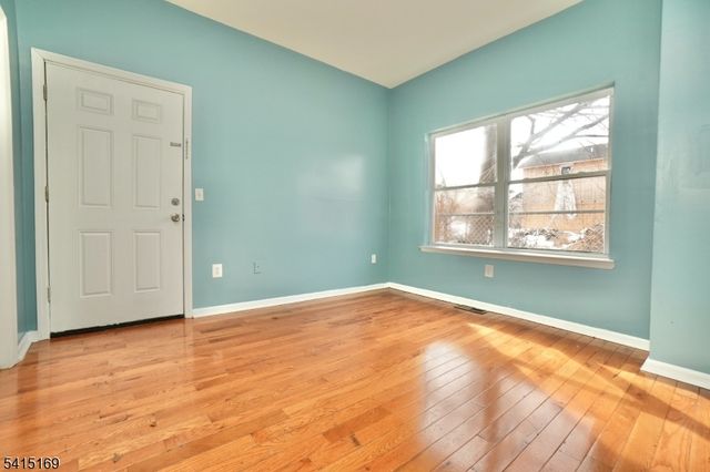 544 S 11Th St, Newark City, NJ 07103