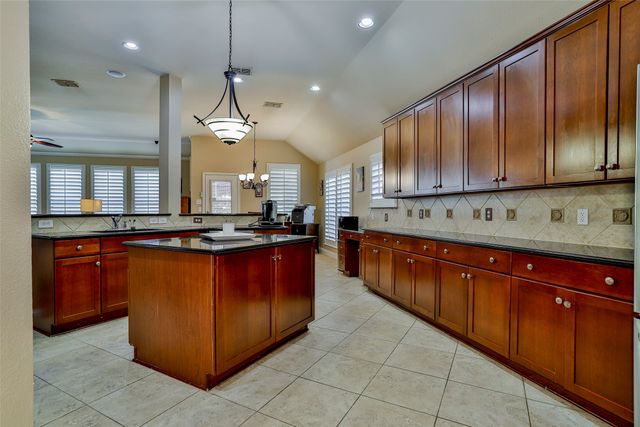 3513 Oliver Drive, Fort Worth, TX 76244