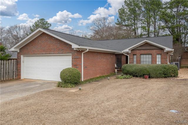 1818 Fox Ridge, Tuscaloosa, AL 35406