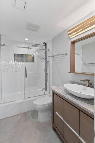 2611 N Riverside Drive 901, Pompano Beach, FL 33062