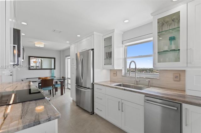 2611 N Riverside Drive 901, Pompano Beach, FL 33062