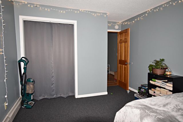 1000 3rd St. N.W., Independence, IA 50644