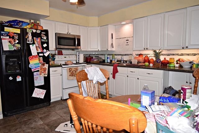 1000 3rd St. N.W., Independence, IA 50644