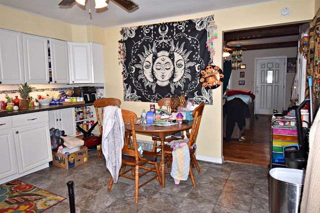 1000 3rd St. N.W., Independence, IA 50644