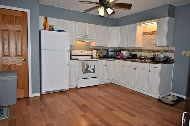 1000 3rd St. N.W., Independence, IA 50644