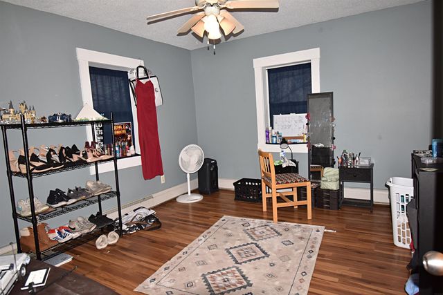 1000 3rd St. N.W., Independence, IA 50644