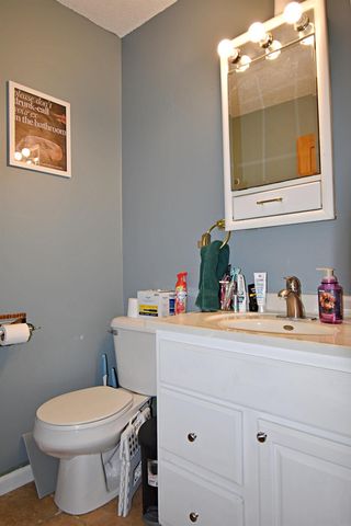 1000 3rd St. N.W., Independence, IA 50644