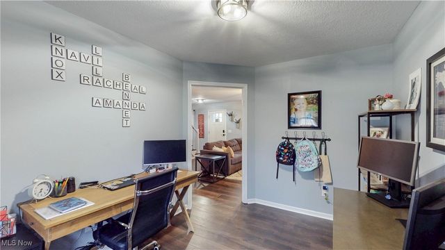 4122 Carnegie Avenue NW, Massillon, OH 44646