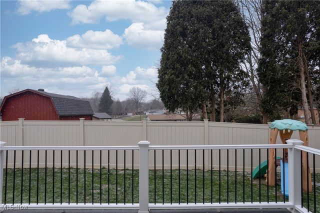 4122 Carnegie Avenue NW, Massillon, OH 44646