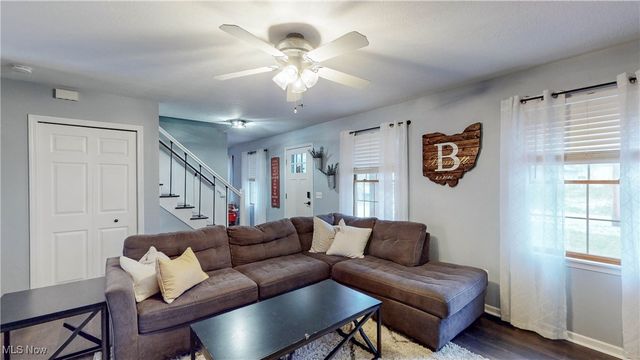 4122 Carnegie Avenue NW, Massillon, OH 44646