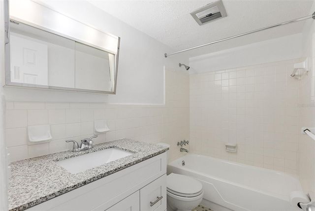 283 104TH AVENUE 104, Treasure Island, FL 33706