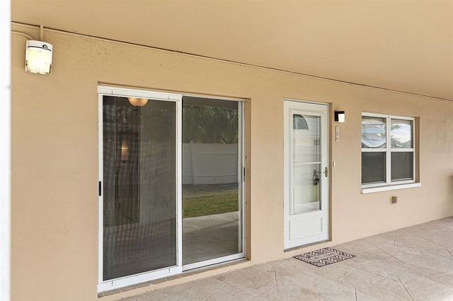 283 104TH AVENUE 104, Treasure Island, FL 33706