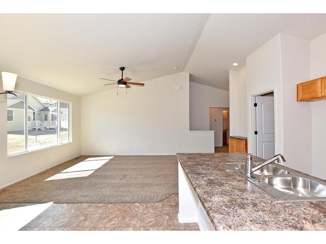 2398 Jasmine Ln, Johnstown, CO 80534