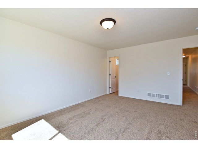 2398 Jasmine Ln, Johnstown, CO 80534