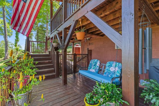 1055 Carolina Fox Circle, Murphy, NC 28906