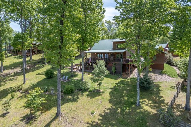 1055 Carolina Fox Circle, Murphy, NC 28906