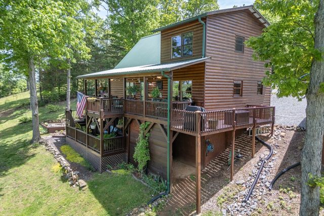 1055 Carolina Fox Circle, Murphy, NC 28906