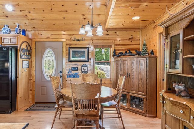 1055 Carolina Fox Circle, Murphy, NC 28906
