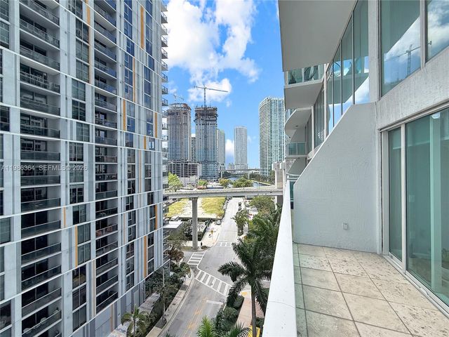 41 SE 5th St 602, Miami, FL 33131