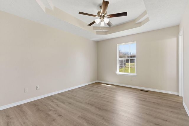 3544 S Brunswick Avenue, Springfield, MO 65809