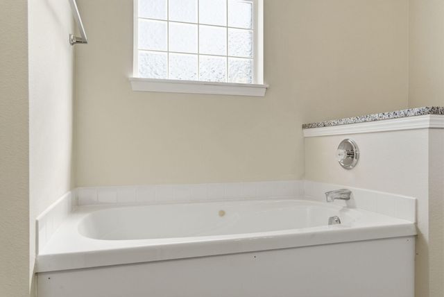 3544 S Brunswick Avenue, Springfield, MO 65809