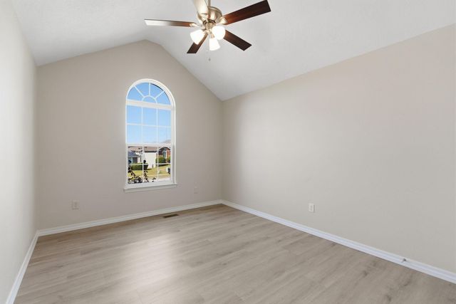 3544 S Brunswick Avenue, Springfield, MO 65809