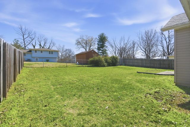 3544 S Brunswick Avenue, Springfield, MO 65809
