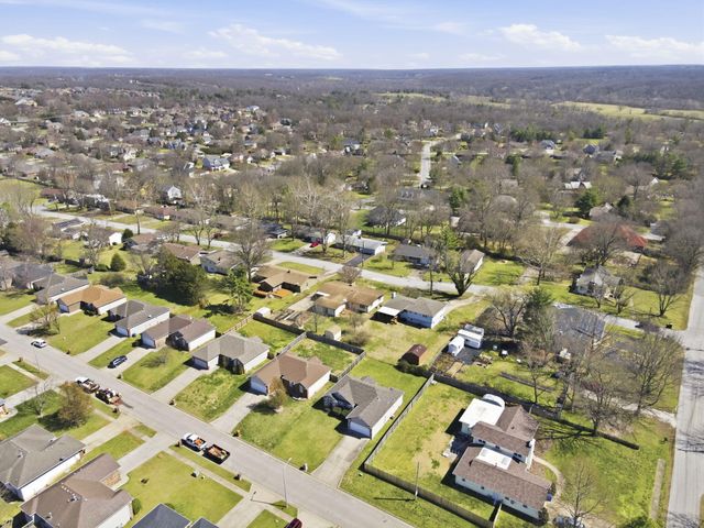 3544 S Brunswick Avenue, Springfield, MO 65809