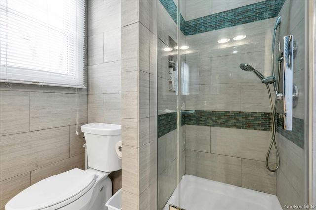 54 Valleywood Road, Commack, NY 11725