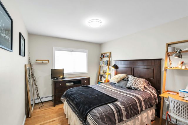 54 Valleywood Road, Commack, NY 11725