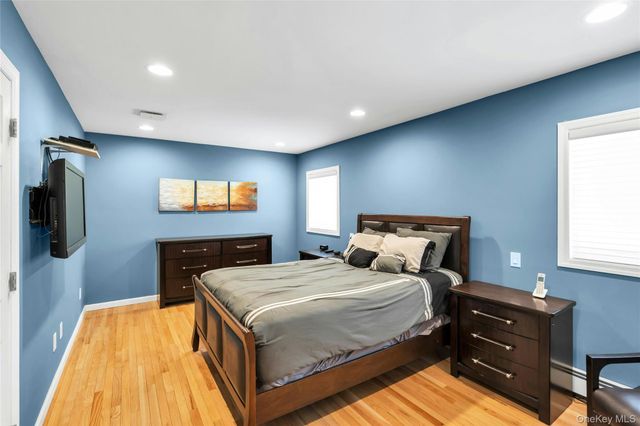 54 Valleywood Road, Commack, NY 11725