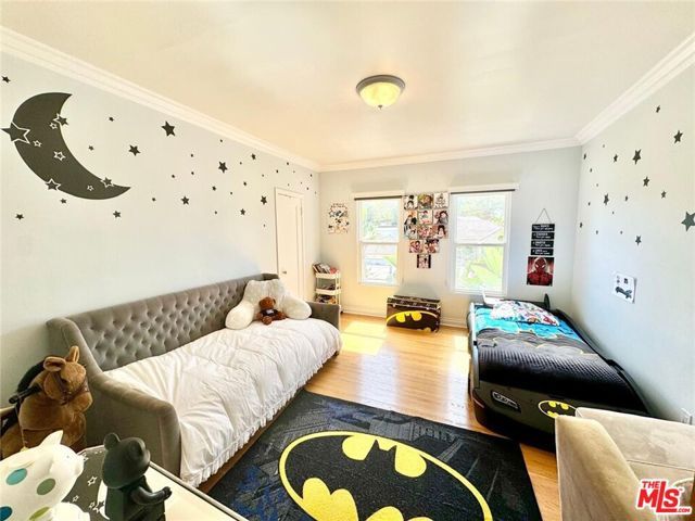 213 EL CAMINO Drive, Beverly Hills, CA 90212