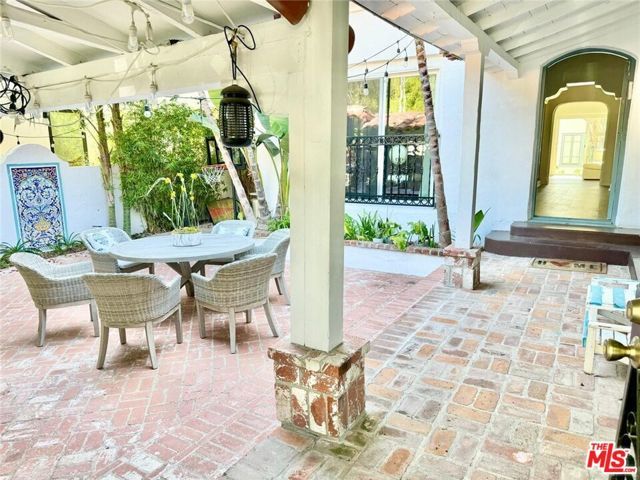 213 EL CAMINO Drive, Beverly Hills, CA 90212