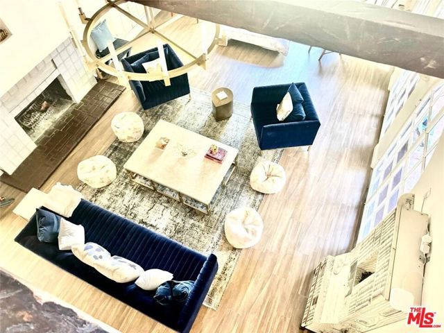 213 EL CAMINO Drive, Beverly Hills, CA 90212