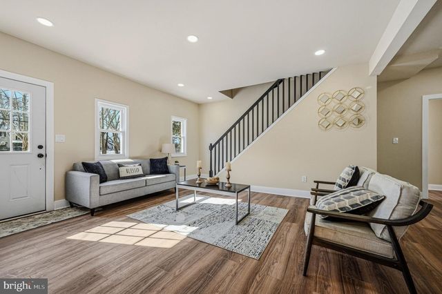 5 HILLCREST AVE, Wilmington, DE 19809