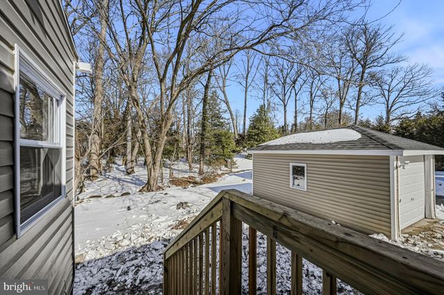 5 HILLCREST AVE, Wilmington, DE 19809