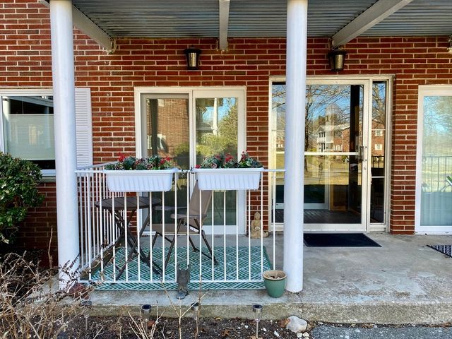 14 Bayberry Dr 1, Sharon, MA 02068
