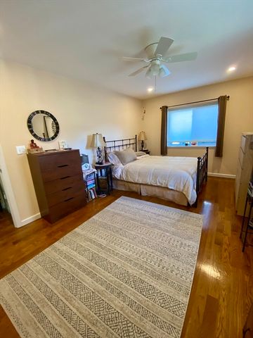 14 Bayberry Dr 1, Sharon, MA 02068