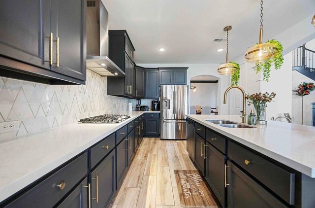 8803 Autumn Pine Drive, Missouri City, TX 77459