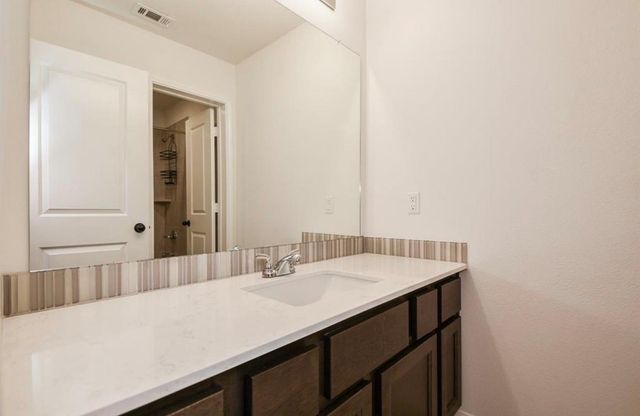 8803 Autumn Pine Drive, Missouri City, TX 77459