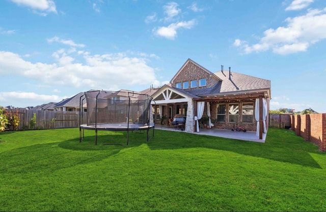 8803 Autumn Pine Drive, Missouri City, TX 77459