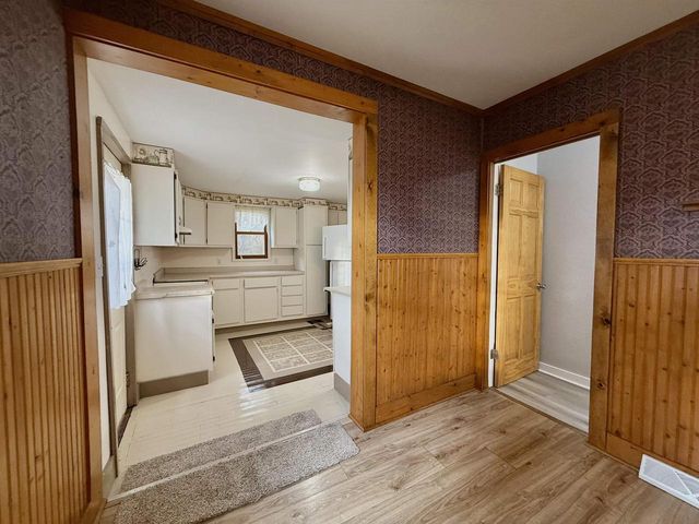 113 E LIBERTY STREET, Berlin, WI 54923