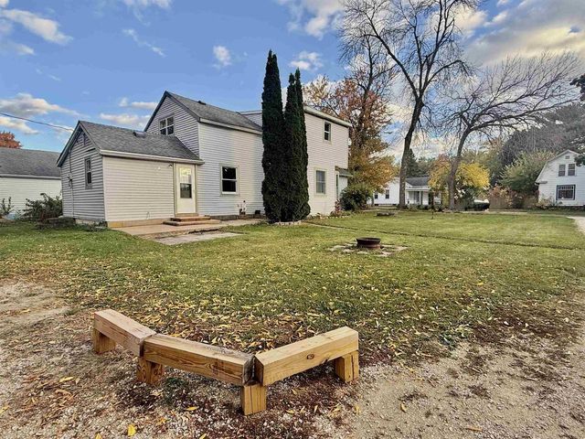 113 E LIBERTY STREET, Berlin, WI 54923