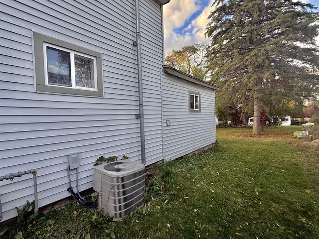 113 E LIBERTY STREET, Berlin, WI 54923