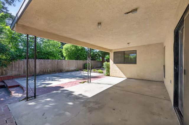 395 N Fordham Avenue, Fresno, CA 93727