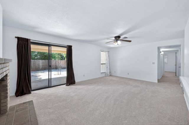 395 N Fordham Avenue, Fresno, CA 93727