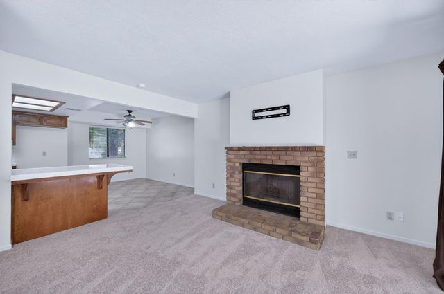 395 N Fordham Avenue, Fresno, CA 93727