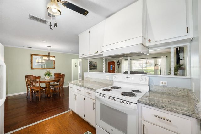 16684 SE 54TH STREET, Ocklawaha, FL 32179