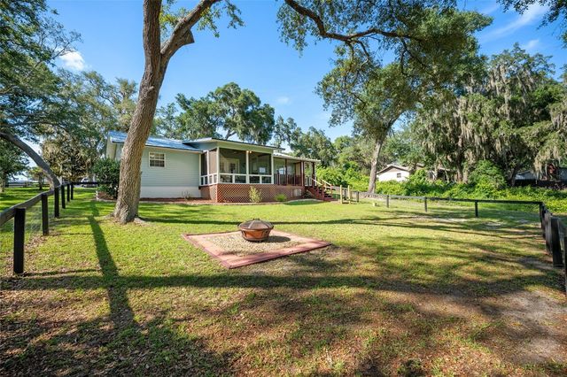 16684 SE 54TH STREET, Ocklawaha, FL 32179