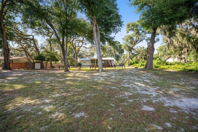 16684 SE 54TH STREET, Ocklawaha, FL 32179